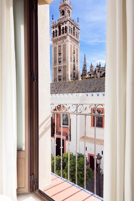 Puerta Catedral Apartments Siviglia Esterno foto