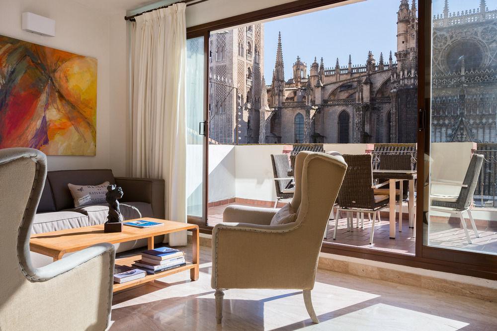 Puerta Catedral Apartments Siviglia Esterno foto
